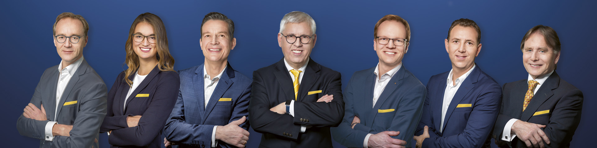 Home_Teammotiv_1720px Team der Auktionshaus Grundstücksbörse Rhein-Ruhr AG