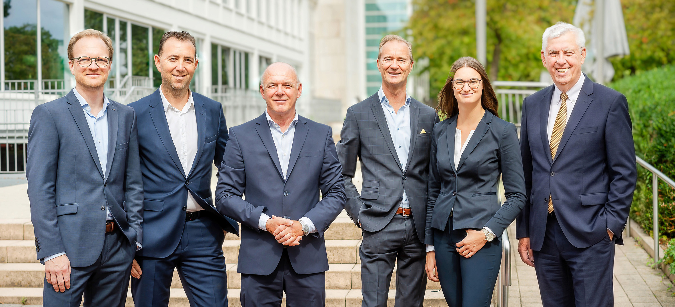 Das Team der Auktionshaus Grundstücksbörse Rhein-Ruhr AG